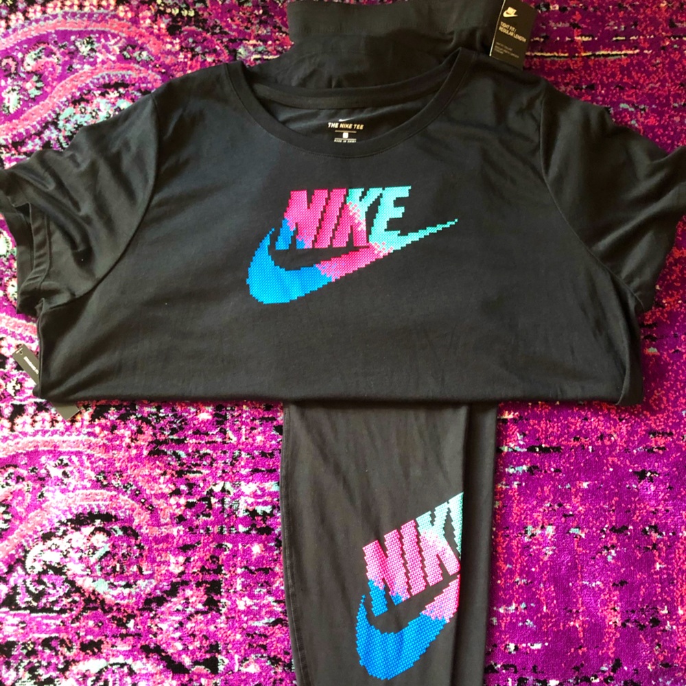 Woman’s Plus Nike Leggings and T-shirt